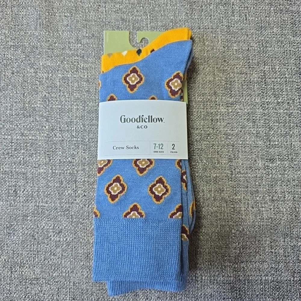 Goodfellow & Co. multicolor dress crew socks. 2 pairs size 7-12.